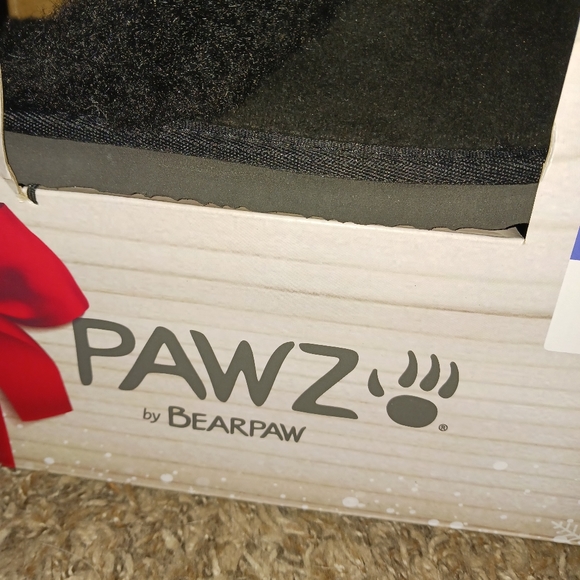 NWT! PAWZ by BEAR PAW SLIPPERS (ONLY have size 6 left) - Picture 4 of 10